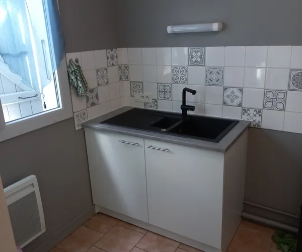 Haies taillées en colonnes